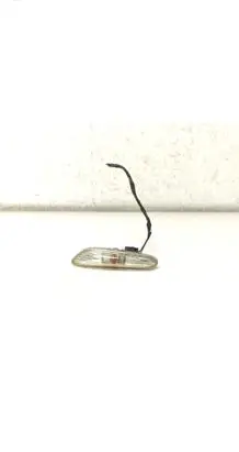 BMW 3 E92 E93 Front fender indicator light 7253325