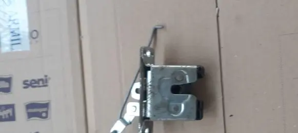 Opel Astra G Tailgate/trunk/boot lock/catch/latch 09130569