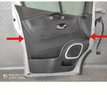 Opel Vivaro Front door card panel trim