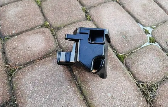 Intake resonator