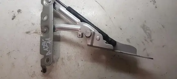Volvo S80 Tailgate/trunk/boot hinge 30779837