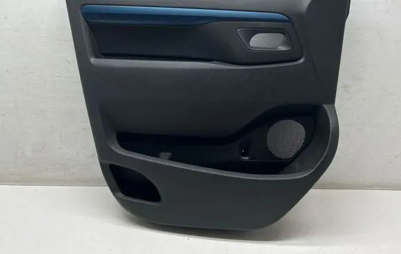 Peugeot Traveller Front door card panel trim 156121402 98089938ZD 98082244ZM