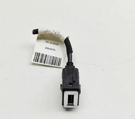 DS Automobiles 7 Crossback USB socket connector 98217039DX