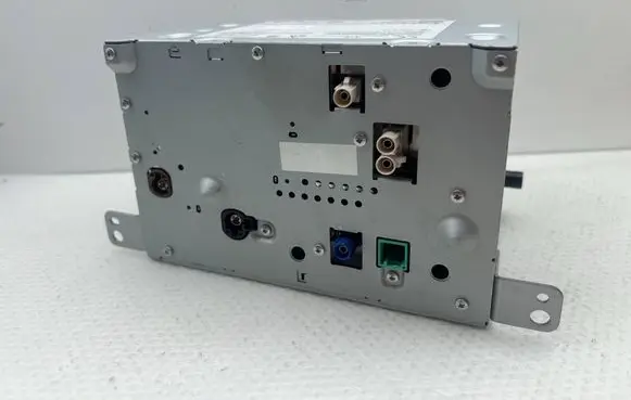 Volvo XC60 Radio/GPS head unit trim 31667664A P32247286AA