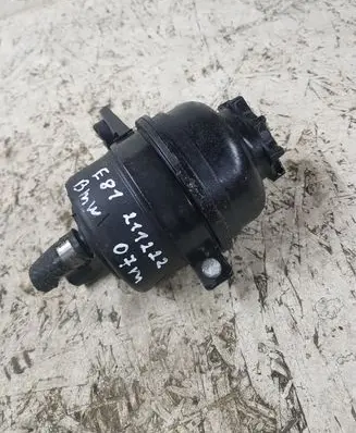 BMW 1 E81 E87 Power steering fluid tank/reservoir 1097164