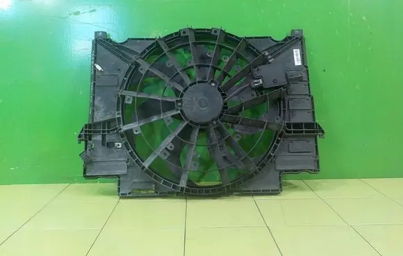 Jaguar XE Fan set 8240720