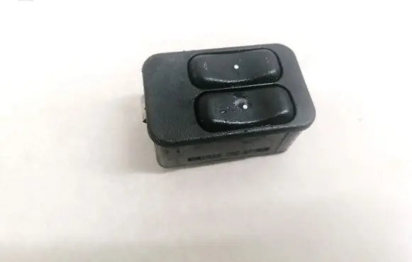 Opel Zafira A Electric window control switch 13363201 90561088