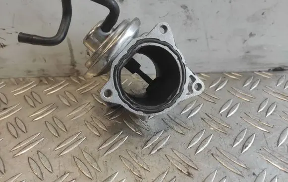 Audi A3 S3 8P EGR valve 724809160