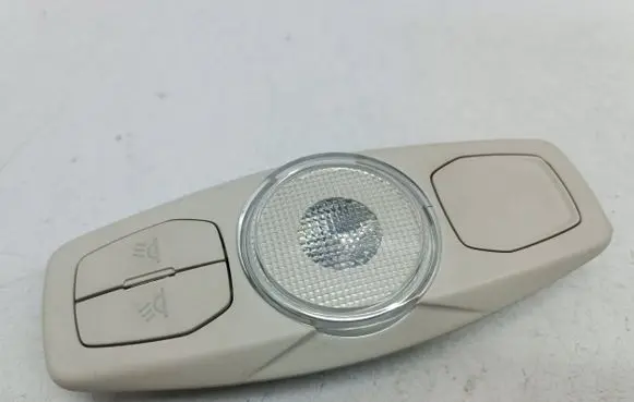 Ford Focus Rear seat light AM5113K767BB 1905052000