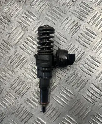 Audi A4 S4 B6 8E 8H Fuel injector 0414720214