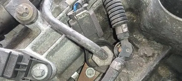 Fuel injector