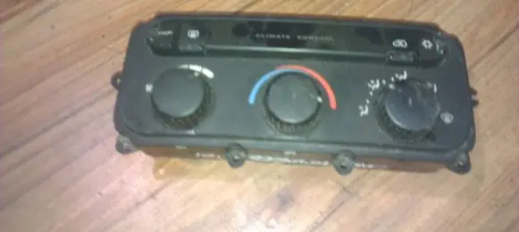 Chrysler Voyager Climate control unit 05005001ag 3300736380
