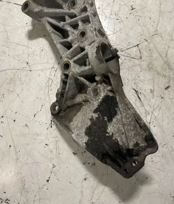 Renault Kangoo II Generator/alternator bracket 