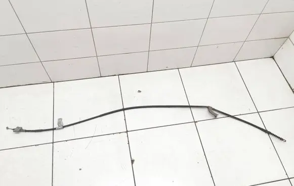 Handbrake/parking brake wiring cable