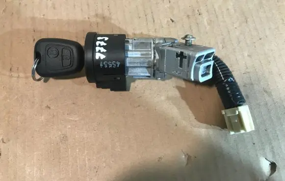 Peugeot 107 Ignition lock