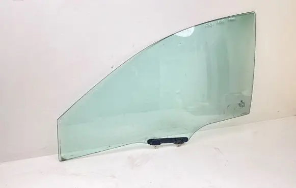 Honda CR-V Front door window glass four-door 43R00050 DOT24M62AS2
