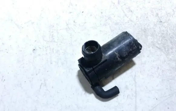 Hyundai Accent Windscreen/windshield washer pump