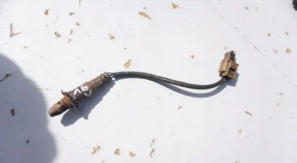 Nissan Juke I F15 Lambda probe sensor