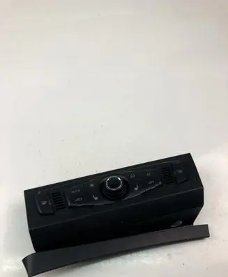 Audi A4 S4 B8 8K Climate control unit 8T1820043AN