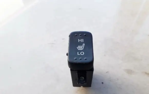 Honda CR-V Seat heating switch AG1012 M33026