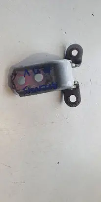 Toyota Avensis T270 Front door upper hinge