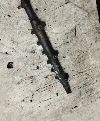 Volvo V70 Fuel main line pipe 0445215010 8658252