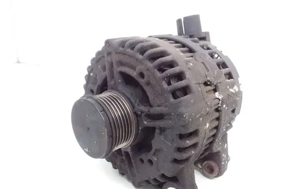 Land Rover Freelander 2 - LR2 Generator/alternator 0121715024 6g9n10300yc F23236907