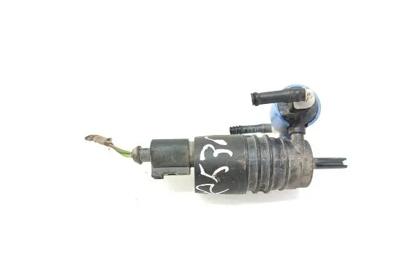 Volkswagen Caddy Windscreen/windshield washer pump 20171129 26259 8790