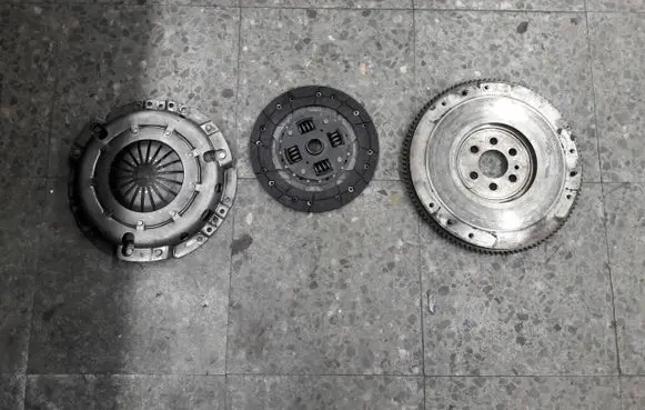 Alfa Romeo 147 Clutch set kit 122005210