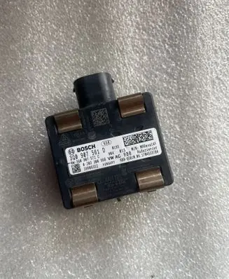 Volkswagen PASSAT B8 Distronic sensor radar 3Q0907561D