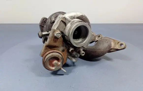 Volvo XC90 Turbo system vacuum part 8658624
