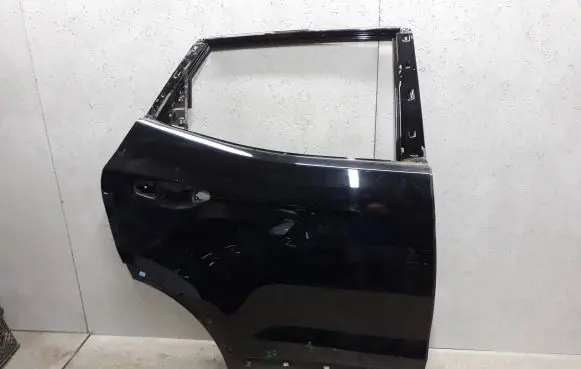 Hyundai Santa Fe Rear door