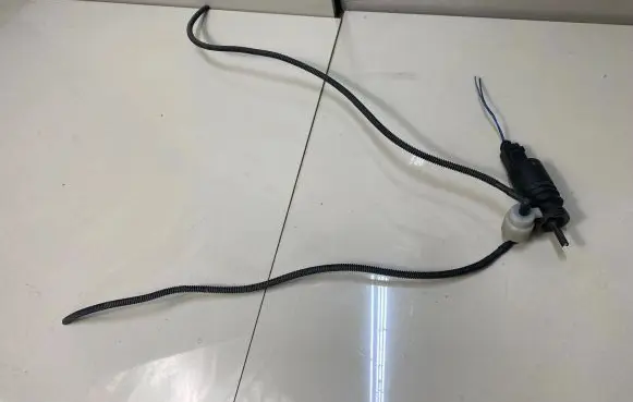 Audi A4 S4 B6 8E 8H Headlight washer pump 