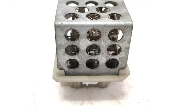 Coolant fan relay