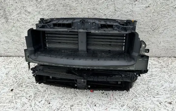 Ford Kuga III Front piece kit 