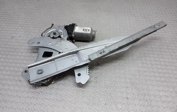 Nissan Note (E11) Rear door window regulator with motor 400929A