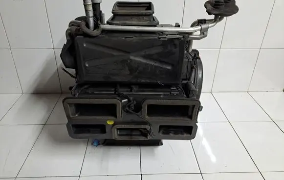 Audi A6 S6 C6 4F Interior heater climate box assembly CZ4431109238 4F1820351L