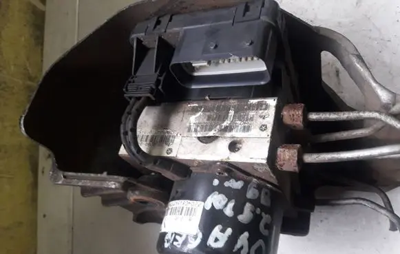 Chrysler Voyager ABS Pump 25020404513
