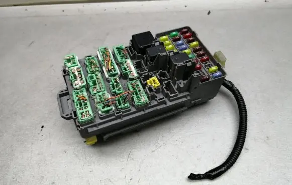 Honda Civic Fuse module 3820BS6AG000