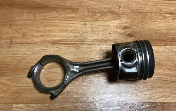 Audi A6 S6 C6 4F Piston with connecting rod 059AB