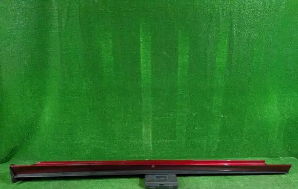Mazda 3 Sill/side skirt trim 