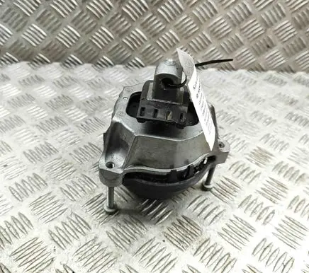 BMW X7 G07 Engine mount bracket 2987951
