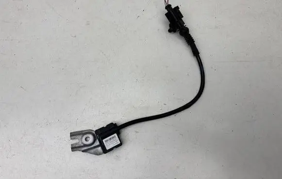 Volkswagen Touareg I ABS wheel speed sensor 7L0907673C
