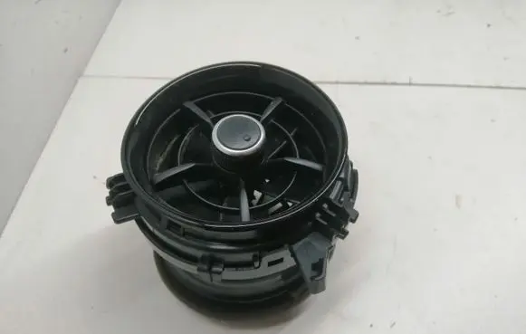 Toyota Auris E180 Dashboard side air vent grill/cover trim 5556862280