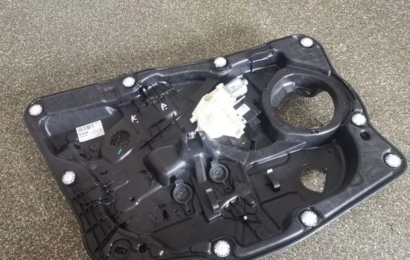 Fiat 500X Front door window regulator with motor 00520679660