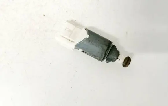 Renault Kangoo II Brake pedal sensor switch 8200168238b 8200168238-b