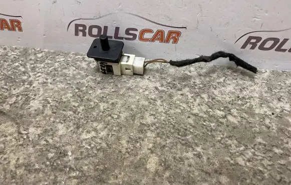 Mercedes-Benz C W203 Front door sensor coupe 2028209410 30011501