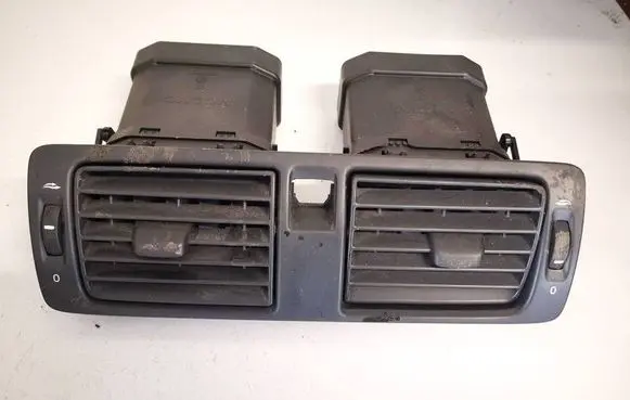 Dash center air vent grill