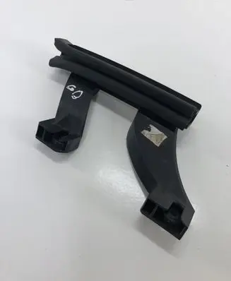Peugeot 308 Rear door windshield rail 9802146780
