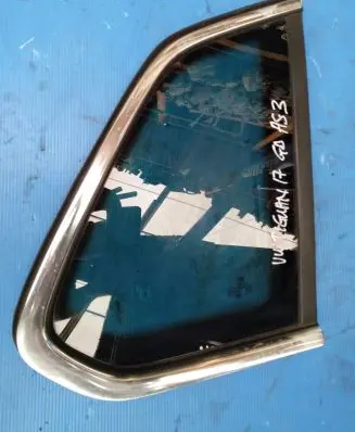 Volkswagen Tiguan Rear side window 5NA845042